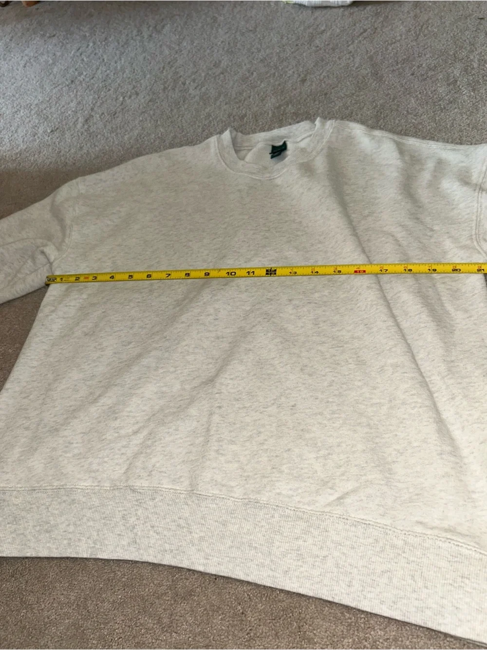 ❌SOLD❌ New Women’s wild fable Crewneck Sweater in Light Heather Cream - Picture 4 of 5